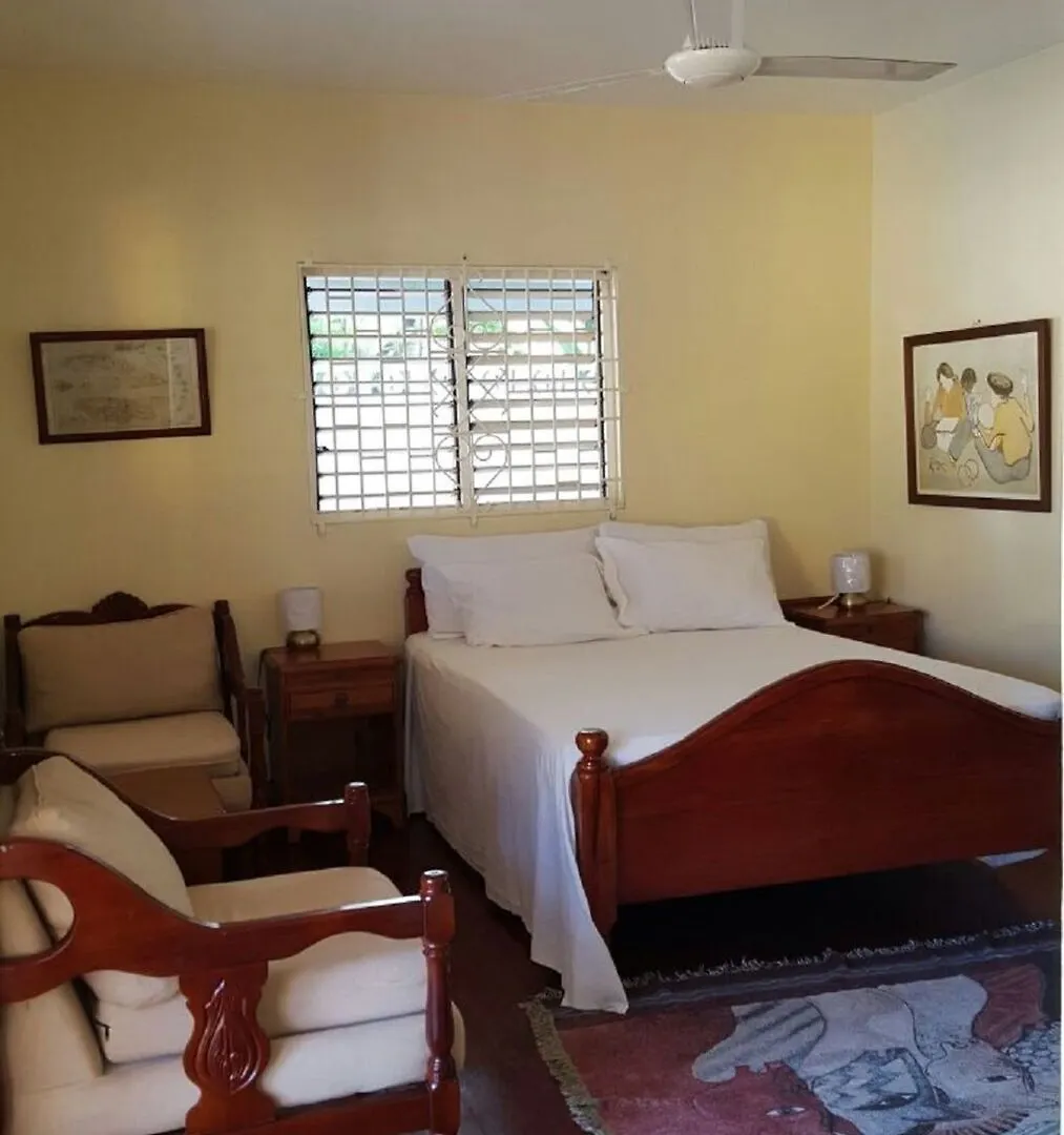 Ocho Rios Tamarind Villas 0*, Очо-Риос